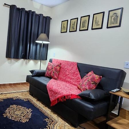 Proximo A Av Das Cataratas - Ar Condicionado - Estacionamento Privado 포스두이구아수 외부 사진