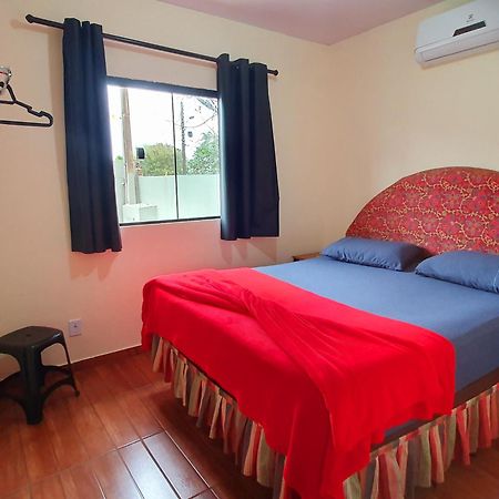 Proximo A Av Das Cataratas - Ar Condicionado - Estacionamento Privado 포스두이구아수 외부 사진
