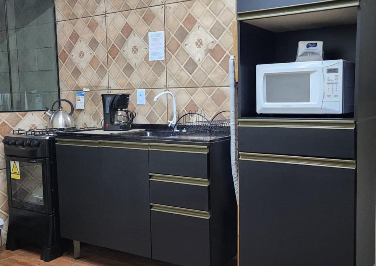 Proximo A Av Das Cataratas - Ar Condicionado - Estacionamento Privado 포스두이구아수 외부 사진